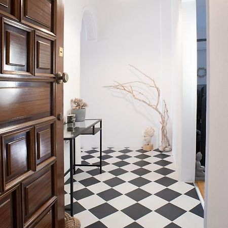 סלוניקי Spacious 82 M2 Two Bedroom Classy Apartment Near City Center מראה חיצוני תמונה